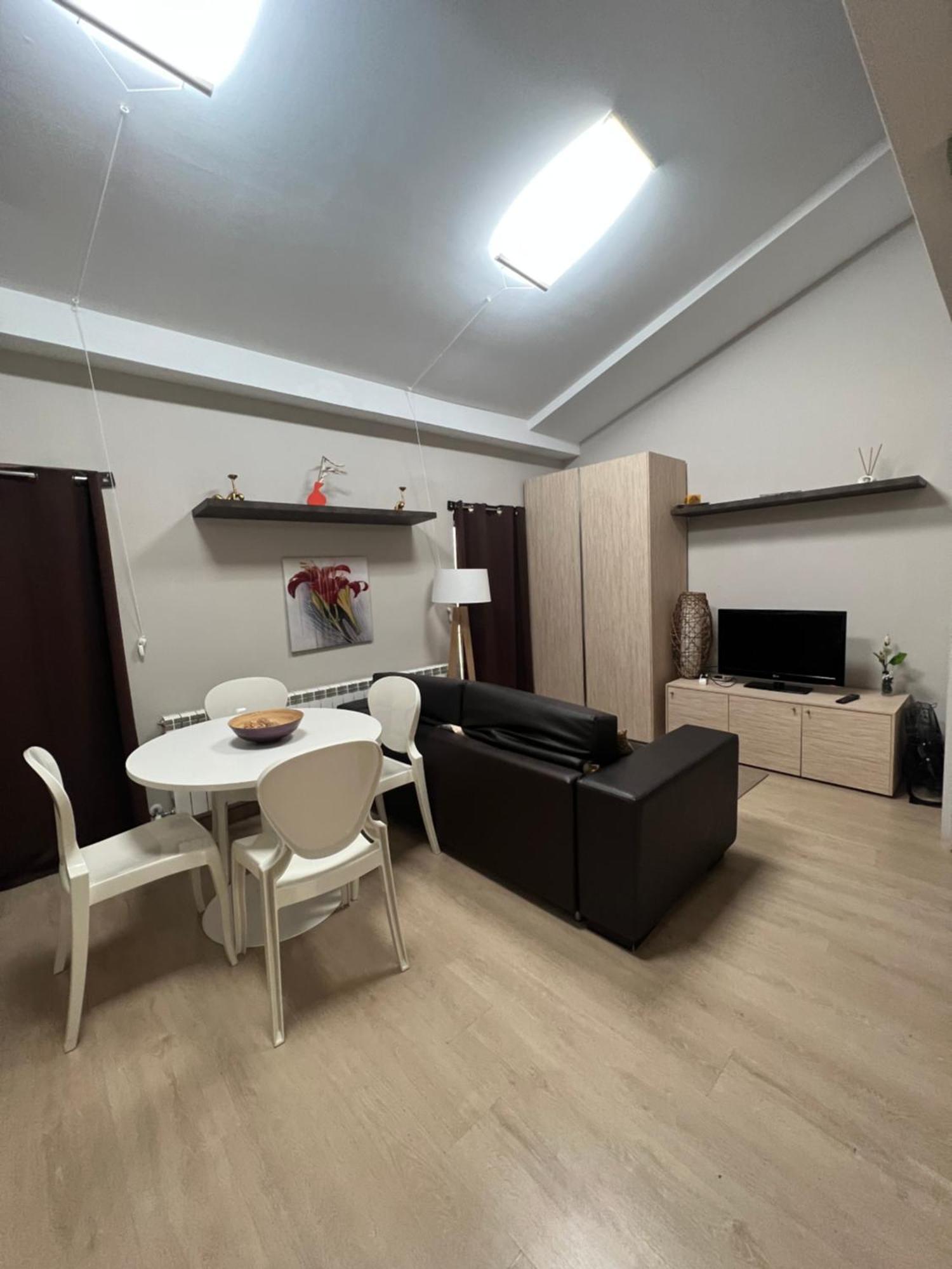 Apartamentos Lorione Olite Esterno foto